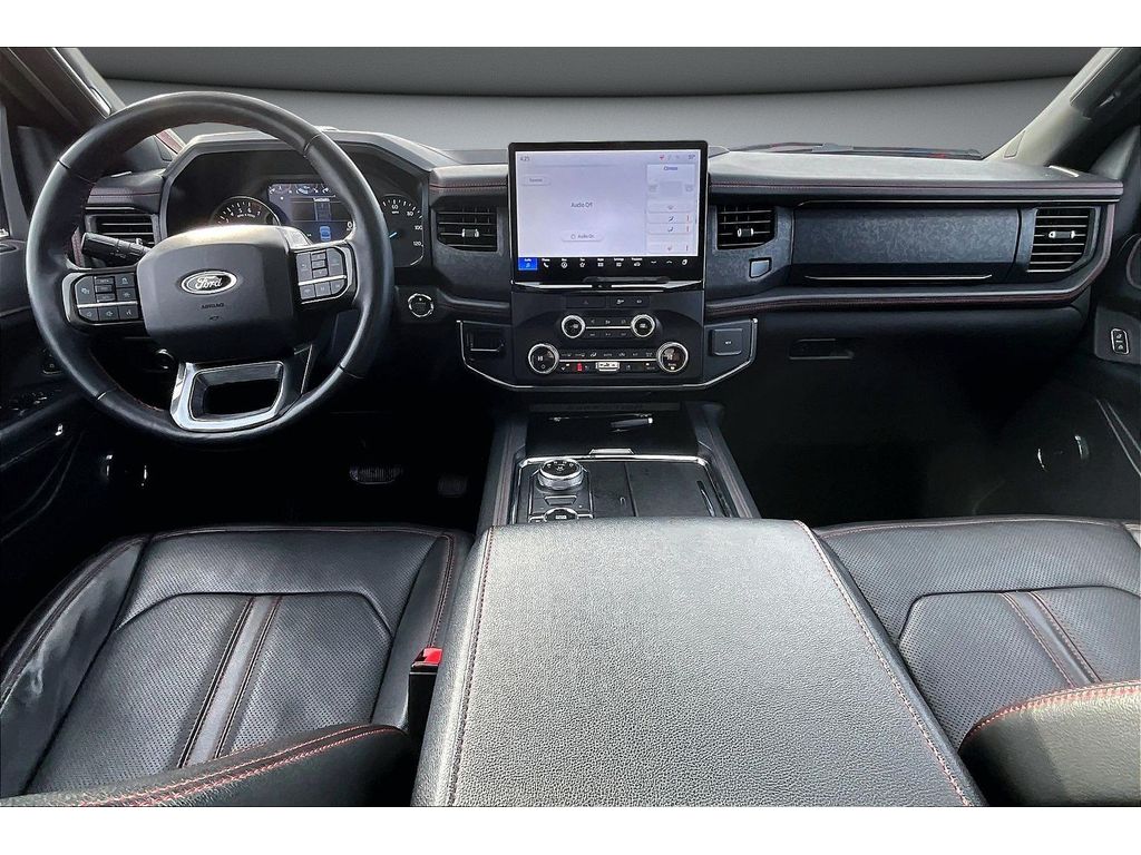 Used 2022 Ford Expedition - photo 17