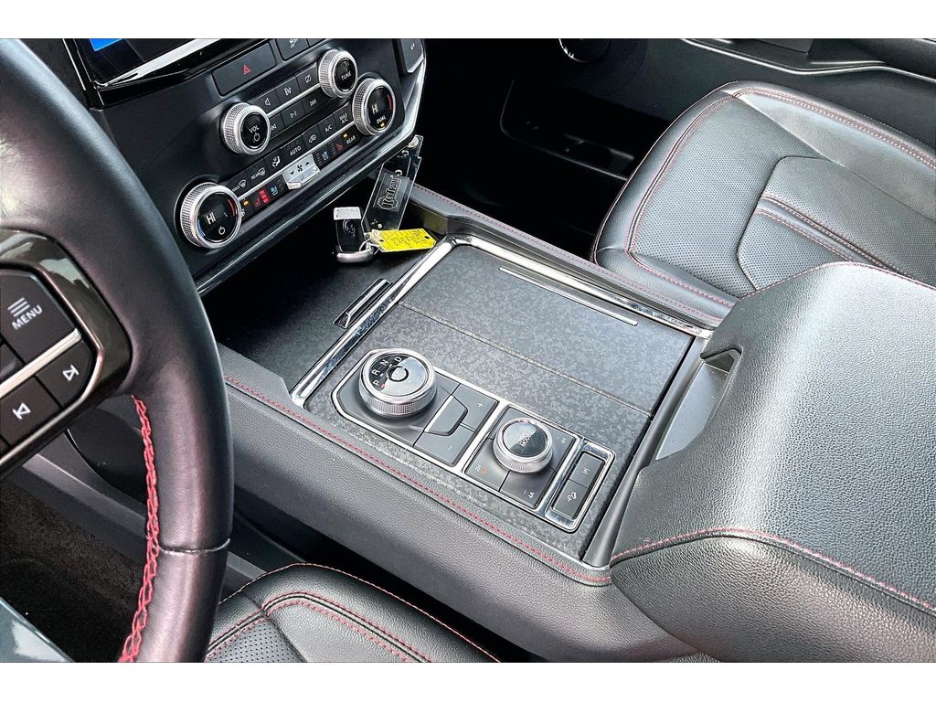 Used 2022 Ford Expedition - photo 19