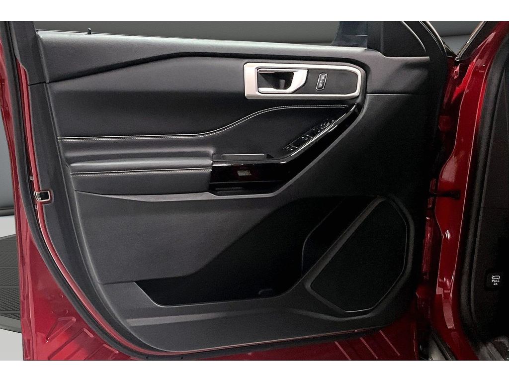 Used 2023 Ford Explorer - photo 24