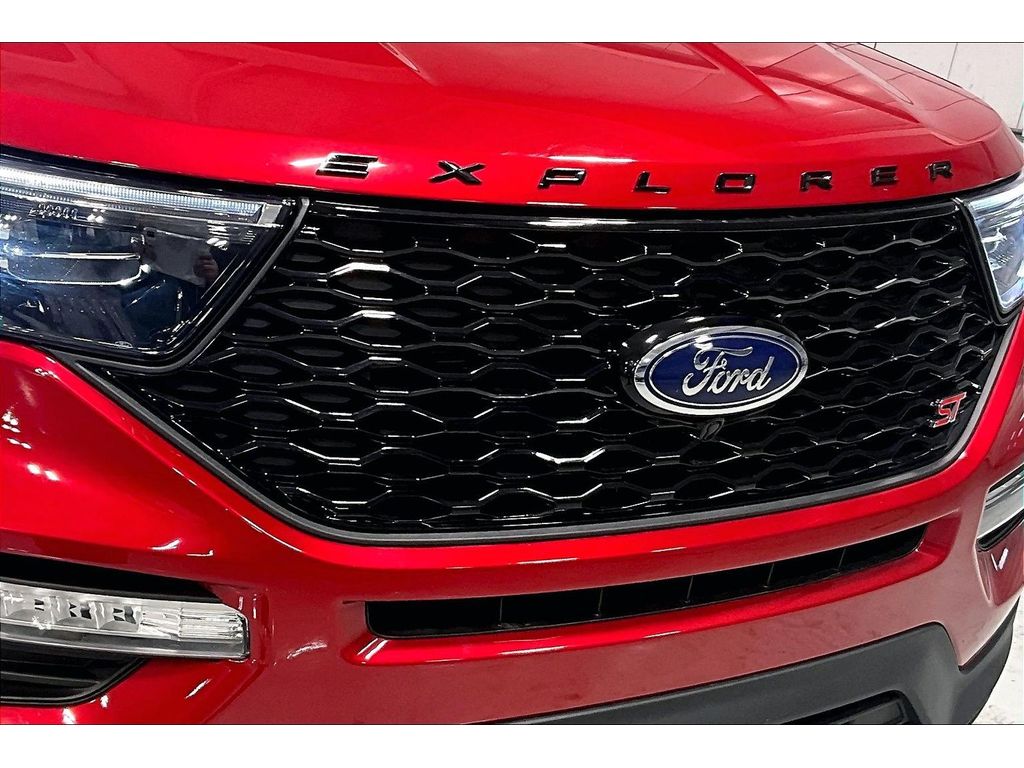 Used 2023 Ford Explorer - photo 32