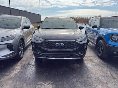 Used 2023 Ford Escape - photo 1