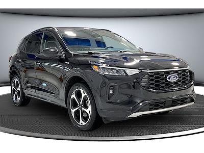 Used 2023 Ford Escape - photo 1