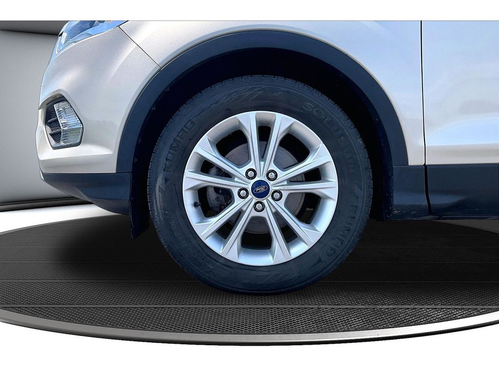 Used 2017 Ford Escape - photo 11