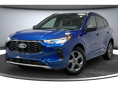 Used 2023 Ford Escape - photo 1