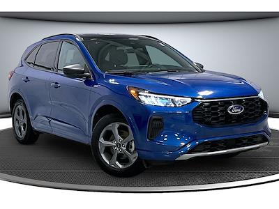 Used 2023 Ford Escape - photo 1