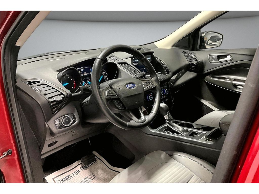 Used 2017 Ford Escape - photo 16