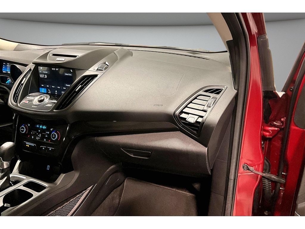 Used 2017 Ford Escape - photo 18