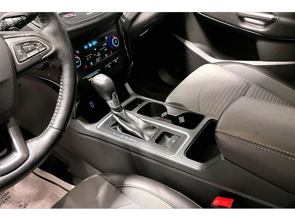 Used 2017 Ford Escape - photo 19
