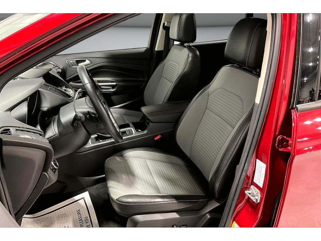 Used 2017 Ford Escape - photo 27