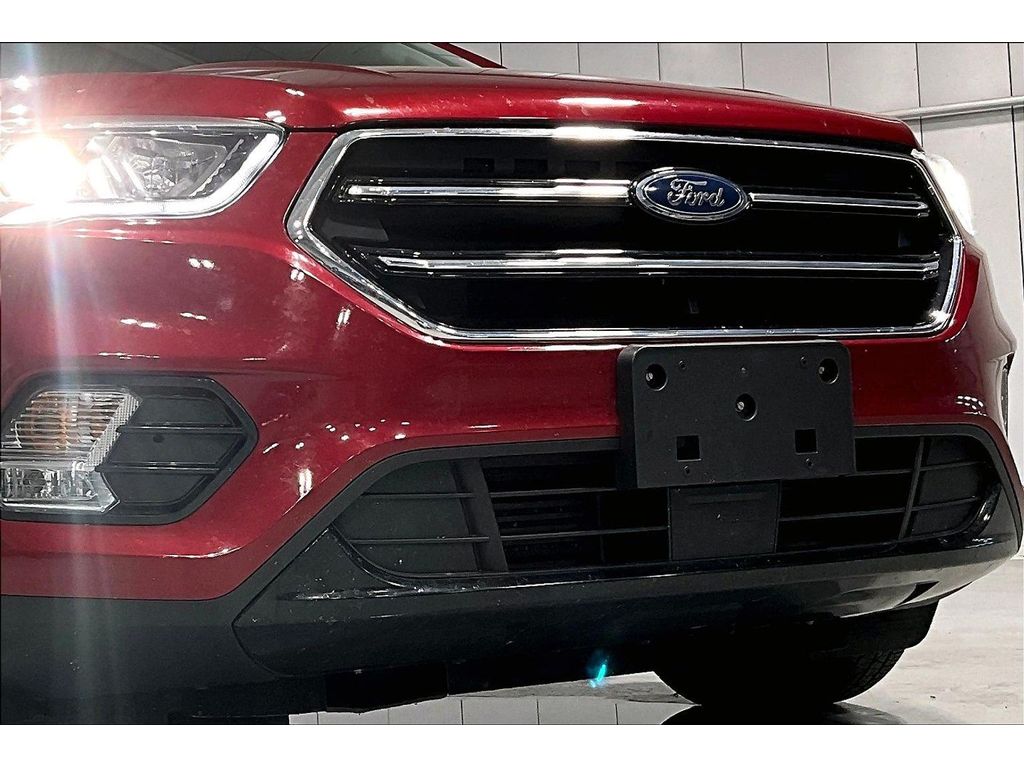 Used 2017 Ford Escape - photo 32