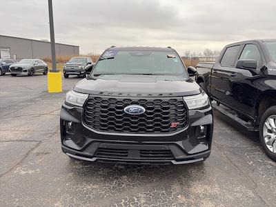 Used 2025 Ford Explorer - photo 1