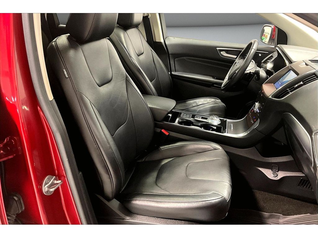 Used 2020 Ford Edge - photo 5