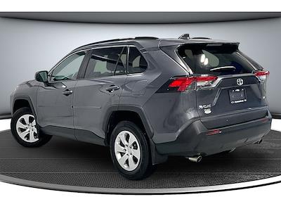 Used 2021 Toyota RAV4 - photo 1