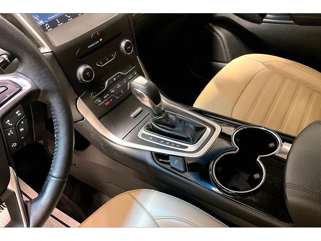 Used 2018 Ford Edge - photo 14