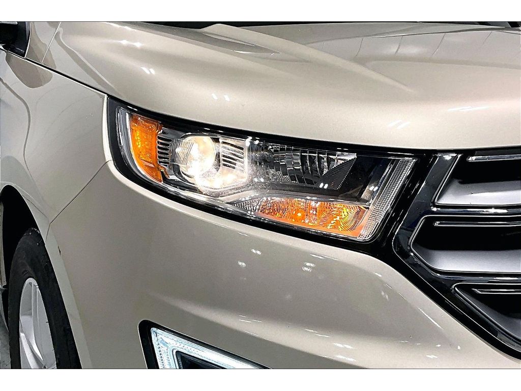 Used 2018 Ford Edge - photo 24