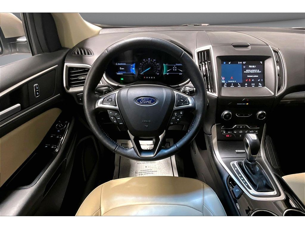 Used 2018 Ford Edge - photo 3