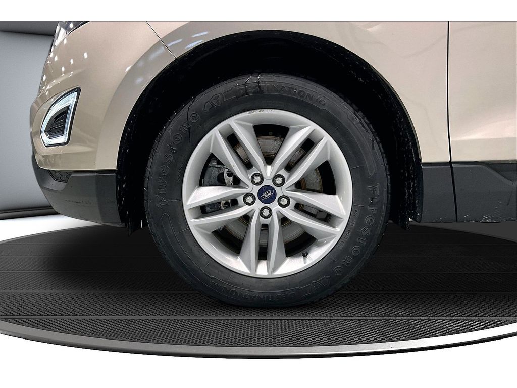 Used 2018 Ford Edge - photo 7