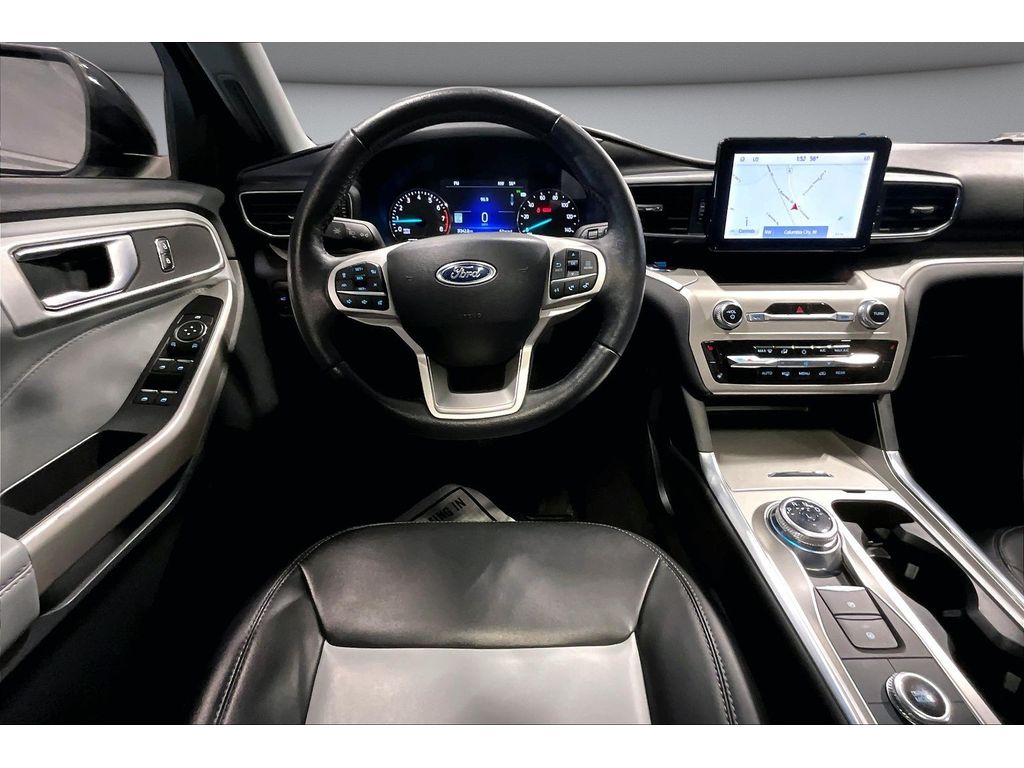 Used 2023 Ford Explorer - photo 8