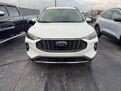 Used 2025 Ford Escape - photo 1