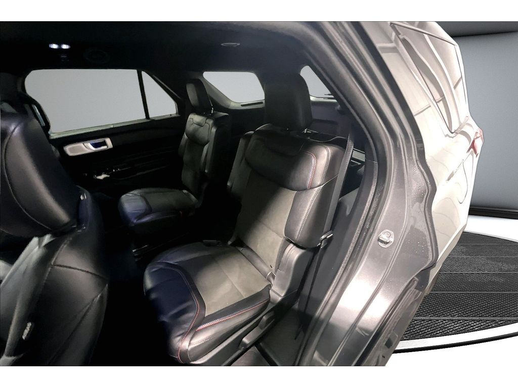 Used 2023 Ford Explorer - photo 27