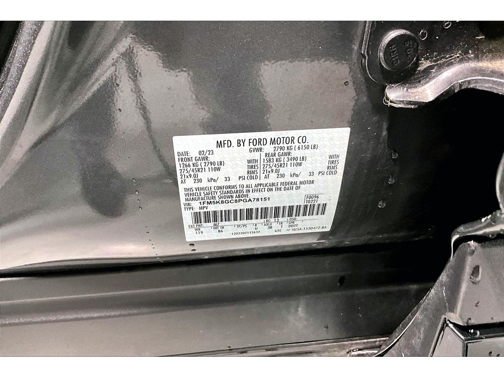 Used 2023 Ford Explorer - photo 33