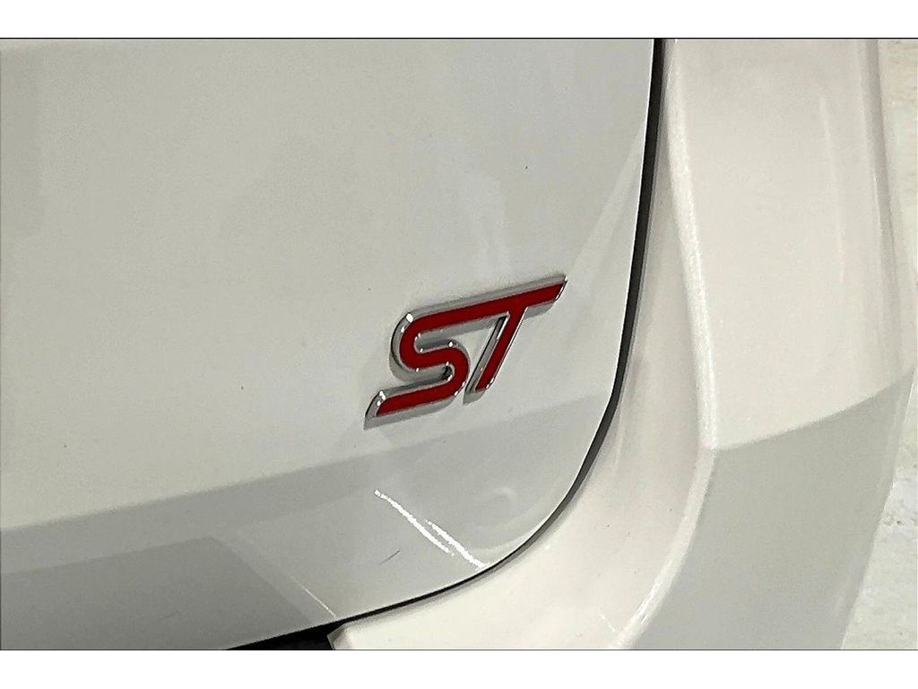 Used 2025 Ford Explorer - photo 10