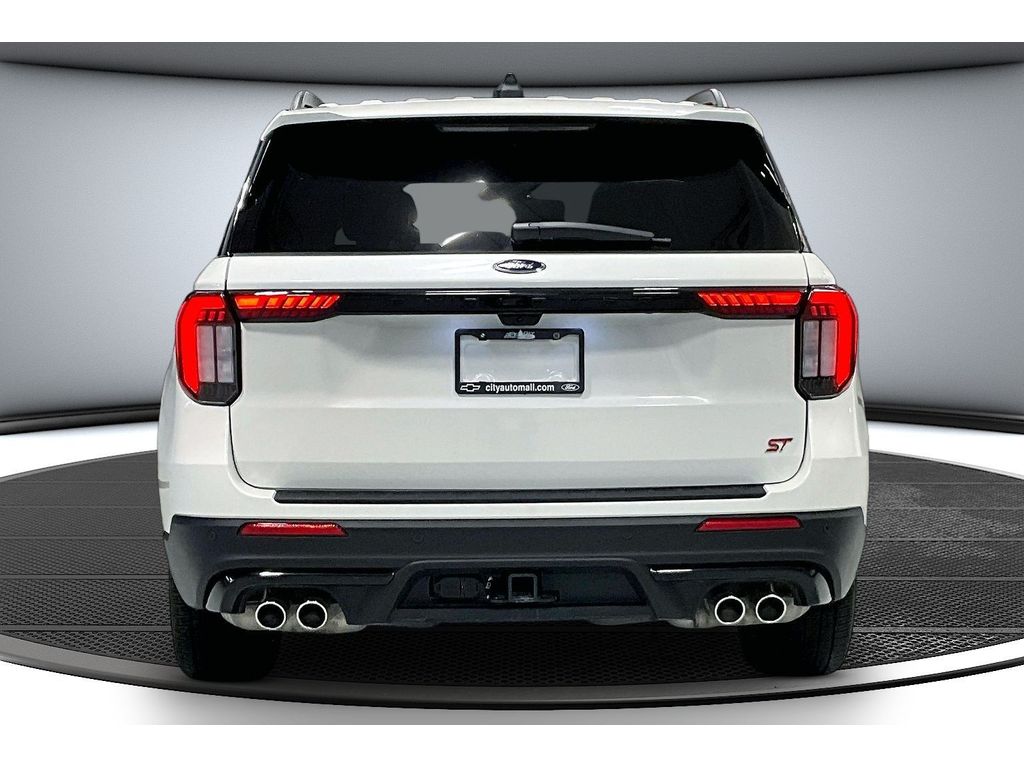 Used 2025 Ford Explorer - photo 6