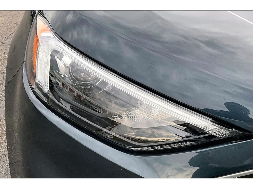 Used 2023 Ford Edge - photo 29