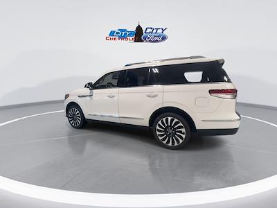 2022 Lincoln Navigator 4WD SUV for sale #GM6479A - photo 2