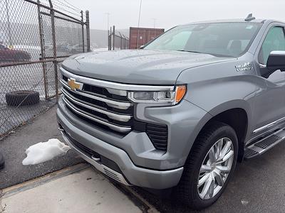 Used 2025 Chevrolet Silverado 1500 - photo 1