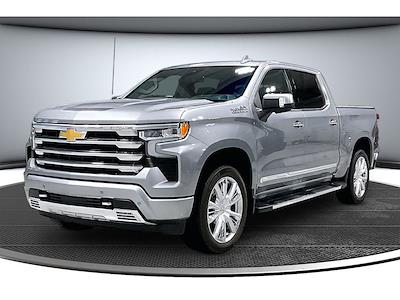 Used 2025 Chevrolet Silverado 1500 - photo 1