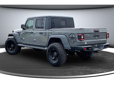 Used 2020 Jeep Gladiator - photo 1