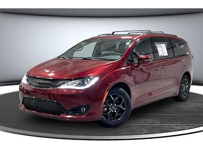Used 2020 Chrysler Pacifica - photo 1
