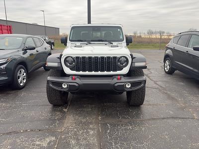 Used 2024 Jeep Gladiator - photo 1