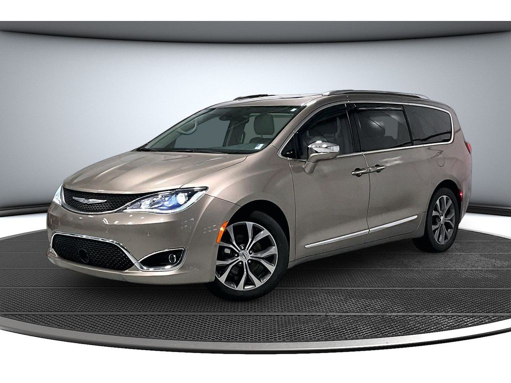 Used 2017 Chrysler Pacifica - photo 32