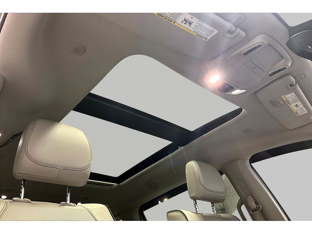 Used 2017 Chrysler Pacifica - photo 20