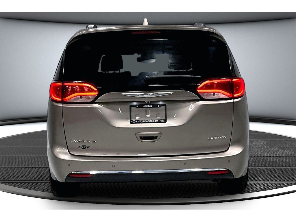 Used 2017 Chrysler Pacifica - photo 35