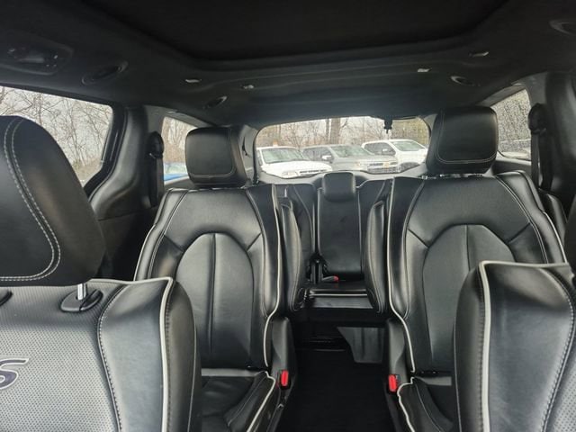 Used 2024 Chrysler Pacifica - photo 32