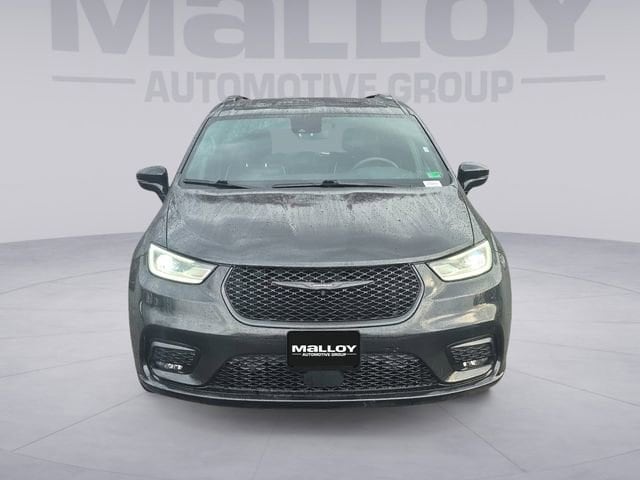 Used 2024 Chrysler Pacifica - photo 10