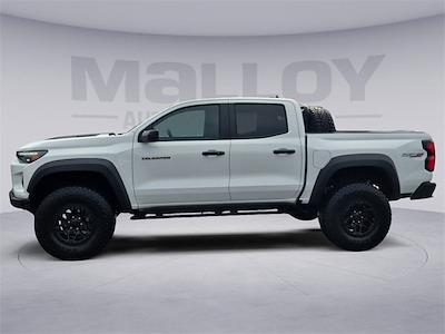Used 2025 Chevrolet Colorado - photo 1