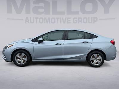 Used 2018 Chevrolet Cruze - photo 1