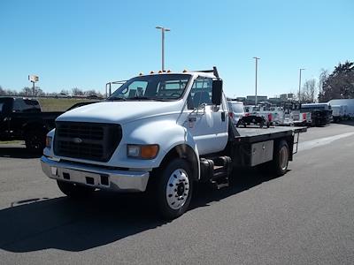 Used 2001 Ford F-650 - photo 1
