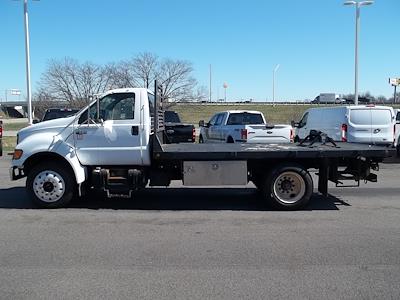 Used 2001 Ford F-650 - photo 1