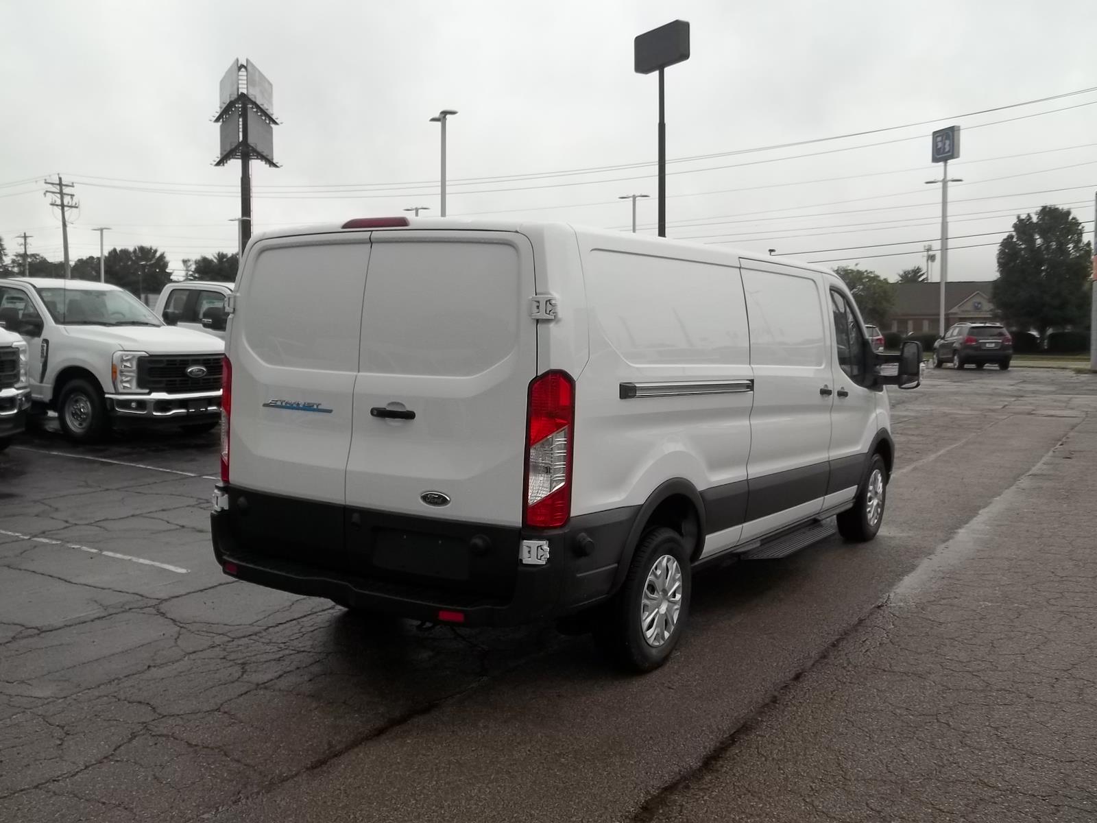 New 2023 Ford E-Transit 350 - photo 9