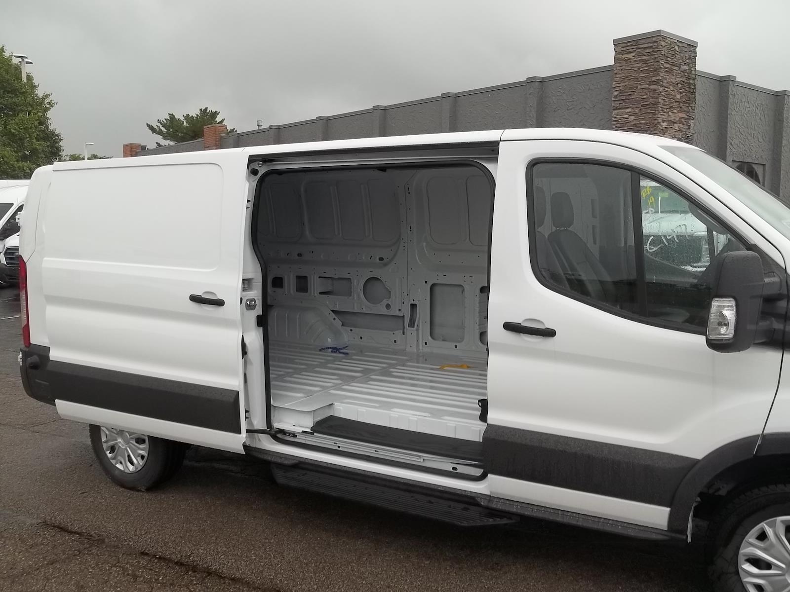 New 2023 Ford E-Transit 350 - photo 12