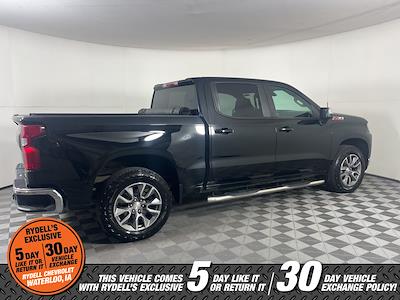 Used 2021 Chevrolet Silverado 1500 LT Crew Cab for sale #52008A - photo 2