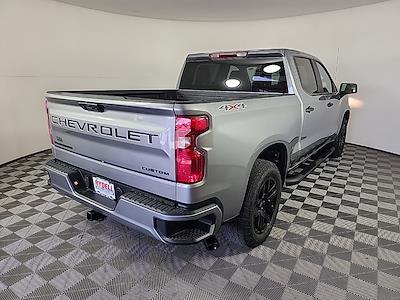 New 2025 Chevrolet Silverado 1500 Custom Crew Cab 4x4 Pickup for sale #52292 - photo 2