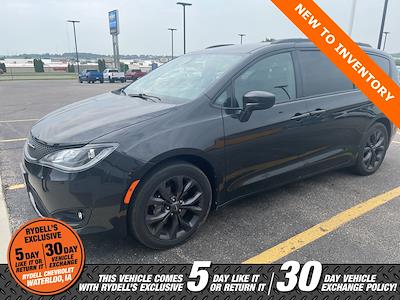 2018 Chrysler Pacifica FWD Minivan for sale #52297B - photo 1