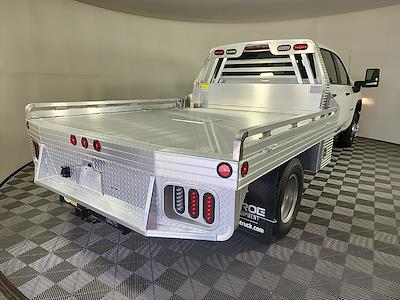 2025 Chevrolet Silverado 3500 Crew Cab DRW 4x4 Flatbed Truck for sale #52506 - photo 2
