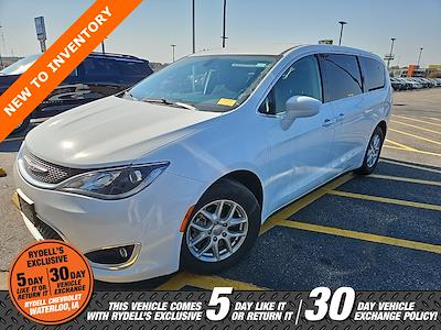 2020 Chrysler Pacifica FWD Minivan for sale #52782X - photo 1